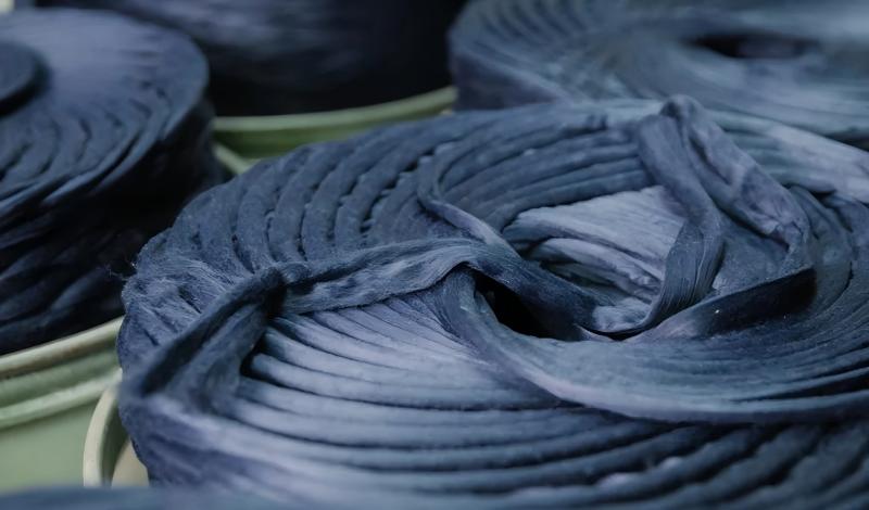 High-performance rotor cups and opening rollers for synthetic fiber spinning, suitable for polyester, polyamide and other man-made fibers.
